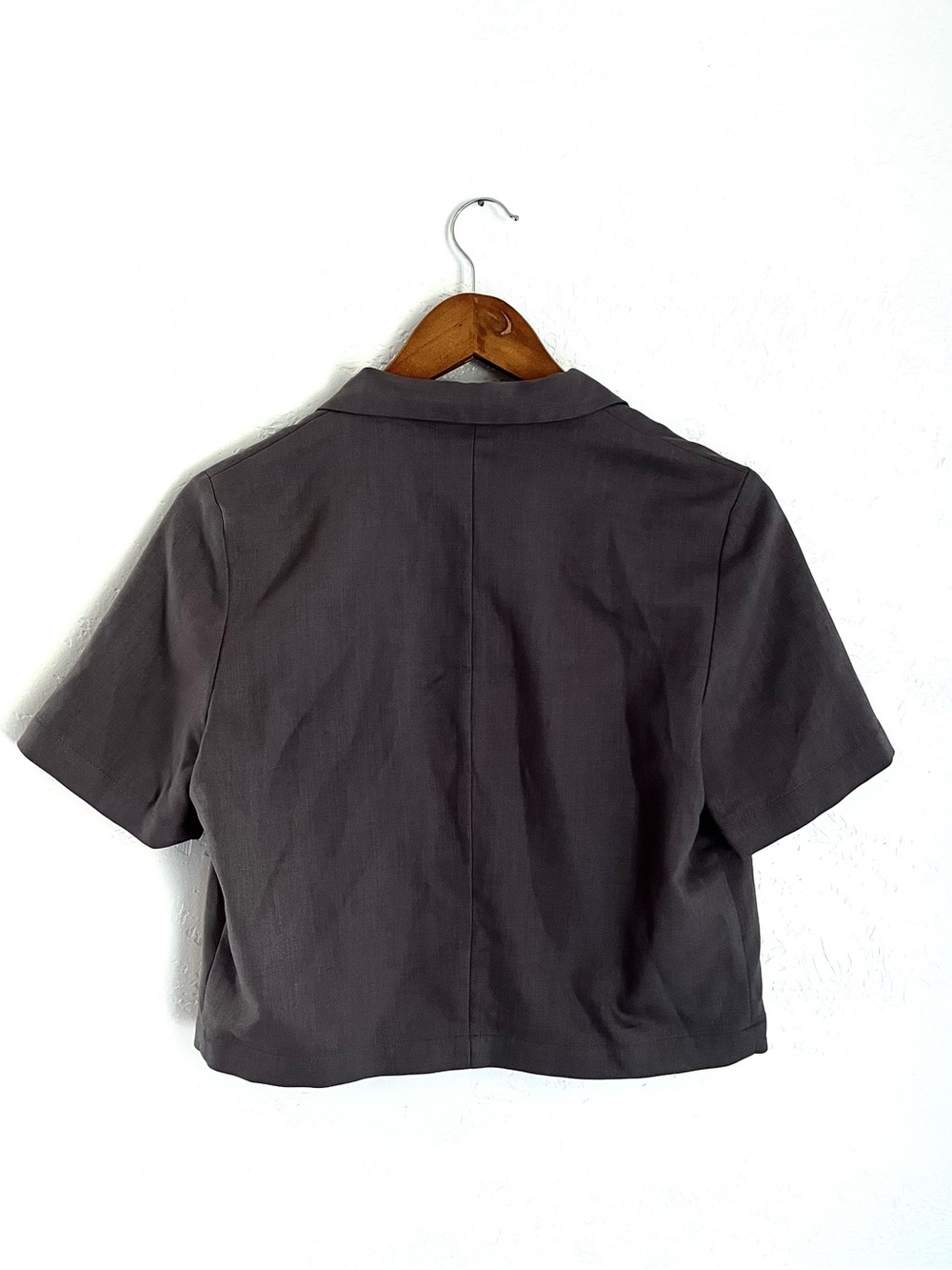 GU Cropped Short-Sleeve Gray Blazer Jacket - Picture 2 of 4